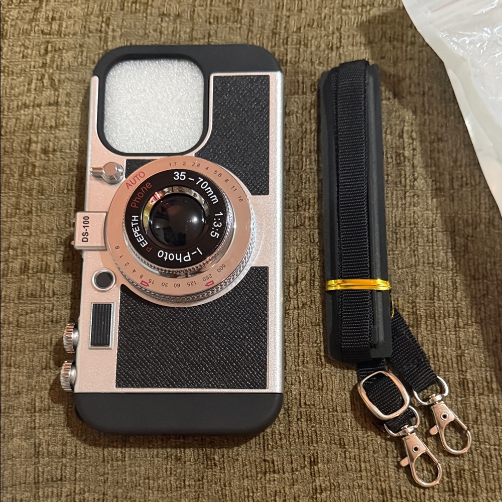 Source Unknown Retro Camera Style Phone Case - Black and Silver